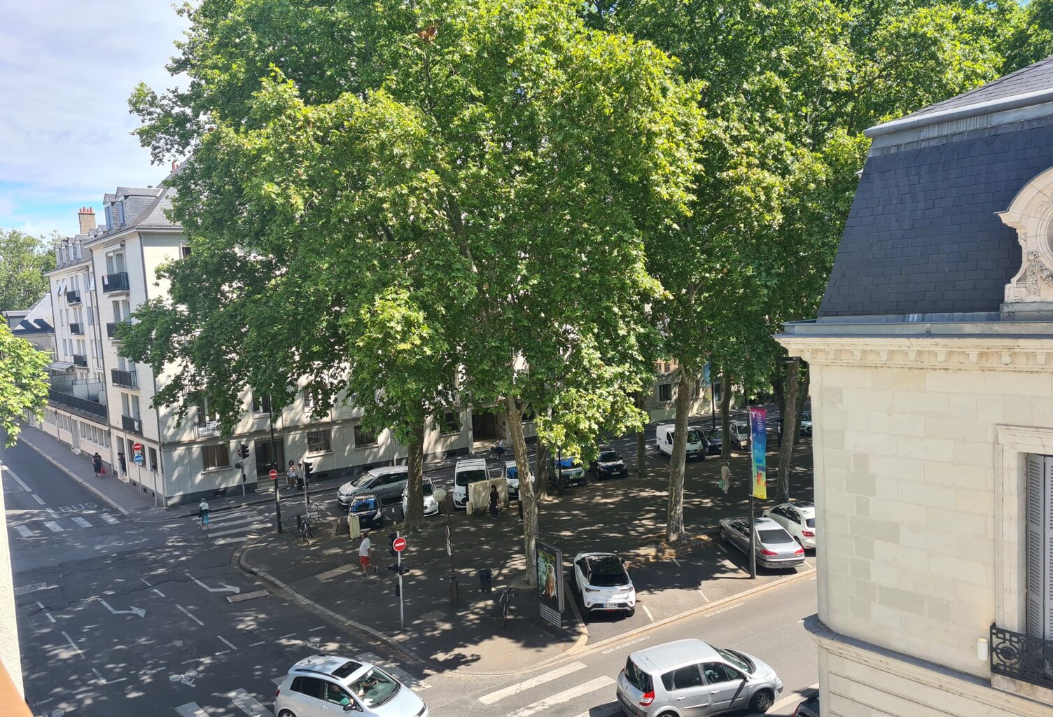 Appartement Boulevard Béranger — photo 1