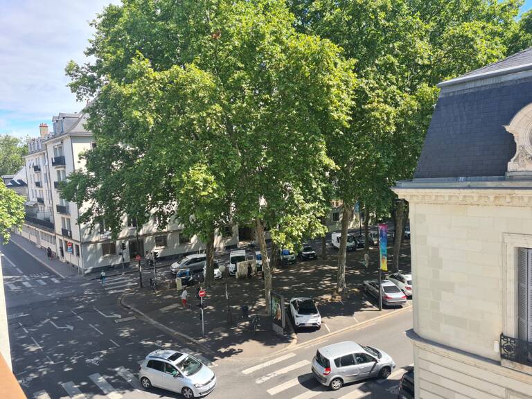 Appartement Boulevard Béranger — photo 1