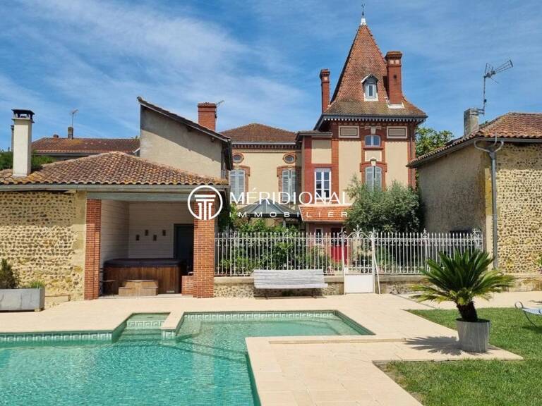 Elégante Bastide Française du 19ème en coeur de village — photo 1