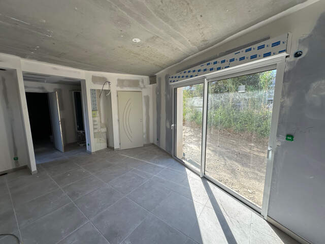 Appartement neuf T3 en duplex avec jardin, proche mer à Arge — photo du bien