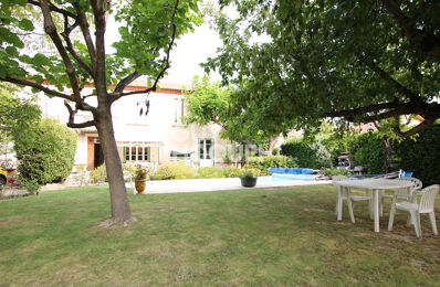 vente maison 630 000 € à proximité de Eyragues (13630)