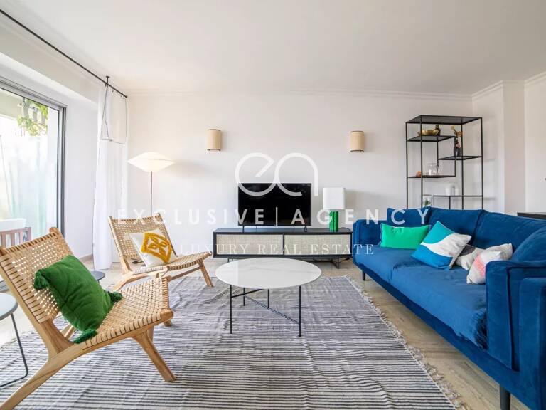 Cannes location saisonnière 3 pièces 80m² terrasse et parking — photo 1