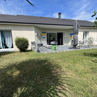 Maison 5 pièces 332800 €