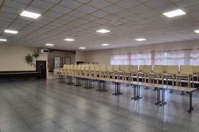 Commerce  227850 €