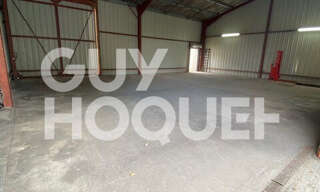 Commerce  160 m² à louer à Libourne (33500)