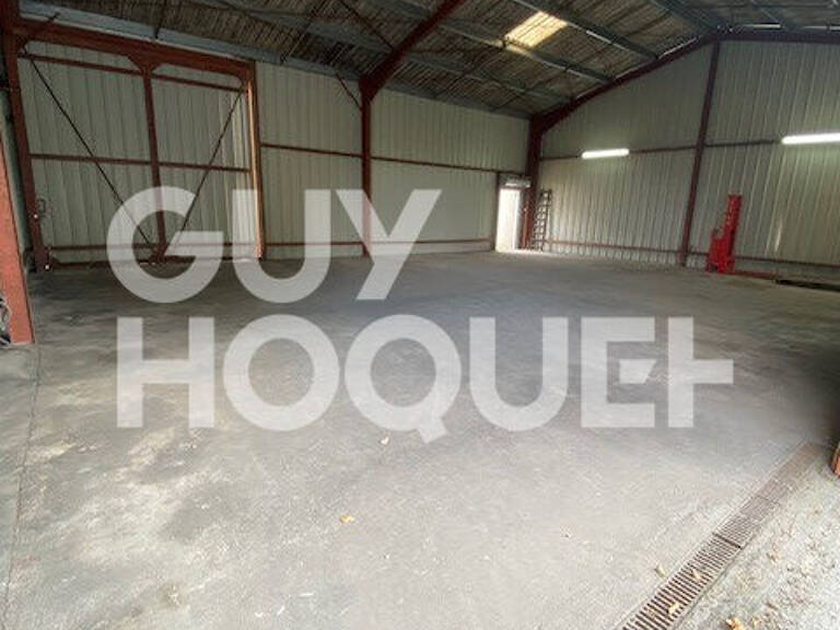 À louer - entrepôt de 160 m² à Libourne — photo 1
