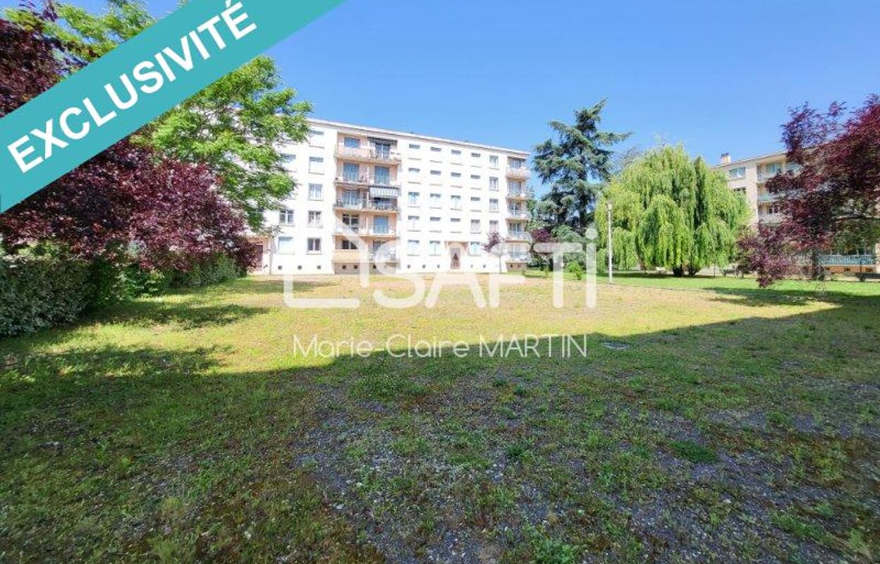 appartement 4 pièces 70 m2 à vendre à Bourgoin-Jallieu (38300)