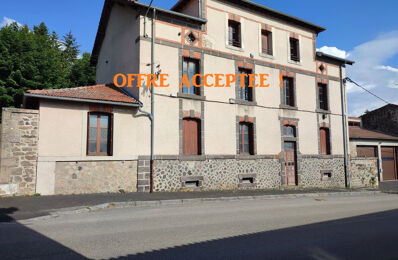 vente immeuble 159 000 € à proximité de Lantriac (43260)