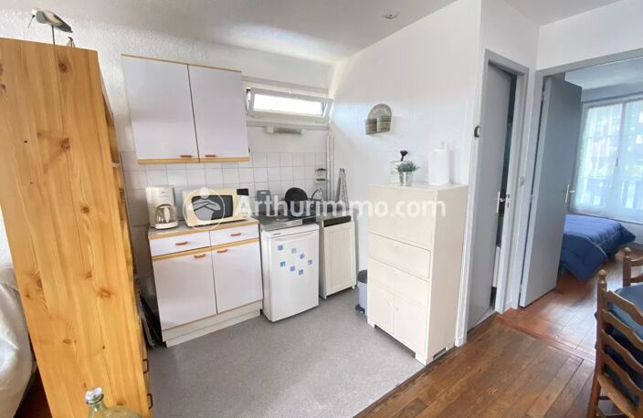 APPARTEMENT 2 PIÈCES À DEUX PAS DU CENTRE-VILLE — photo 4