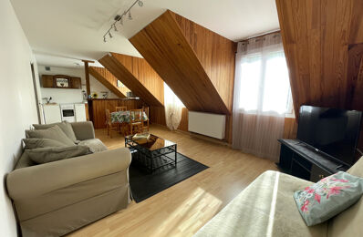 location appartement 300 € CC /mois à proximité de Villecomtal (12580)