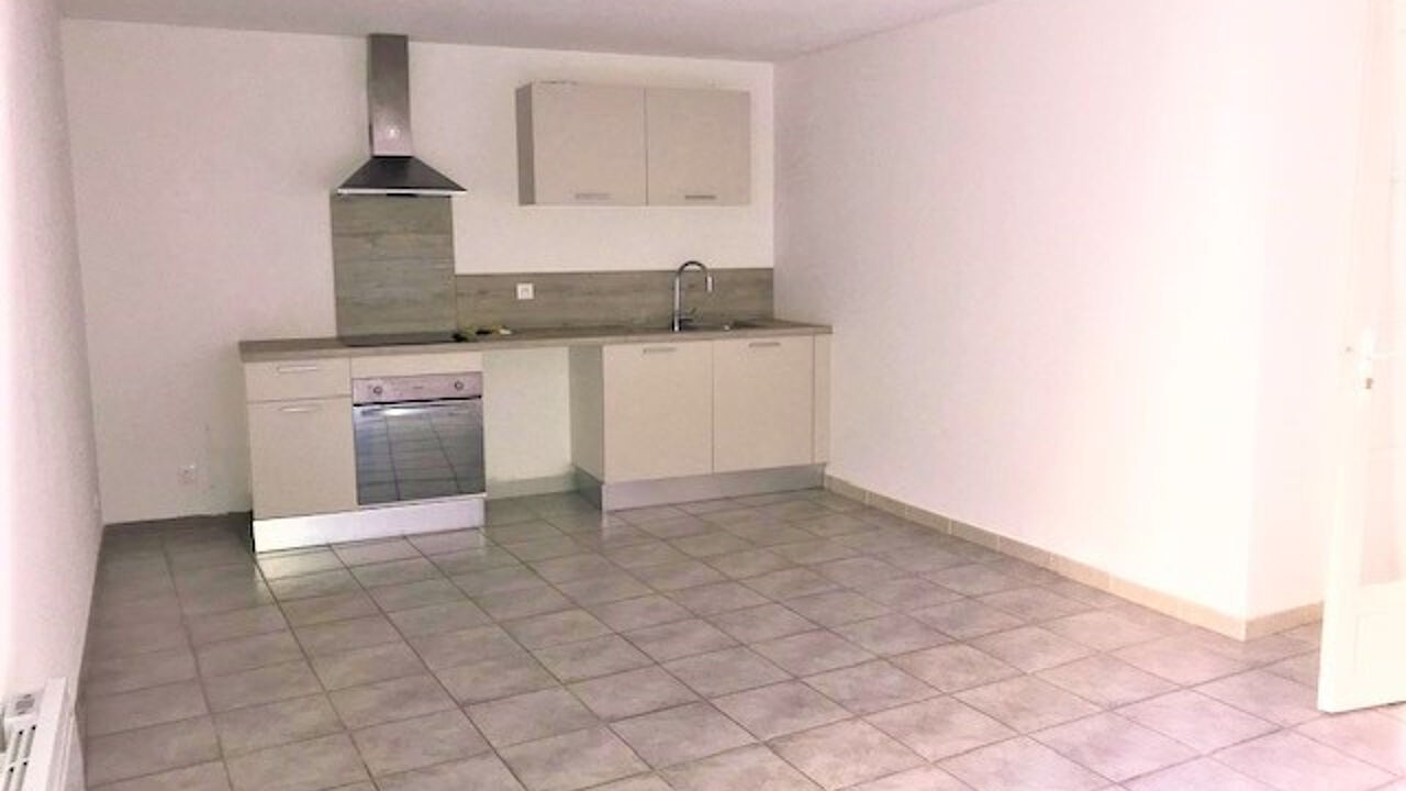 appartement 3 pièces 73 m2 à louer à Clarensac (30870)