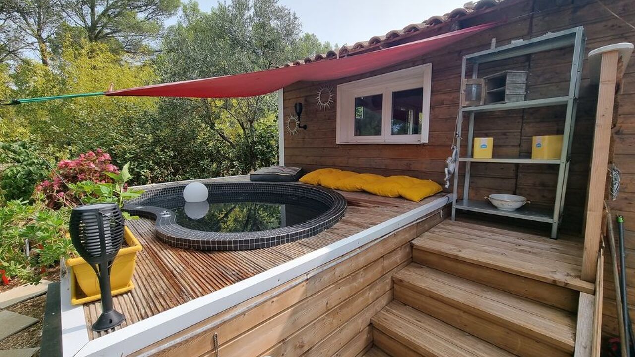 divers 2 pièces 60 m2 à vendre à Le Castellet (83330)