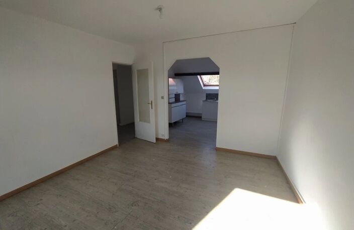 Bien vendu : Appartement  Fourmies (59610) — photo 4