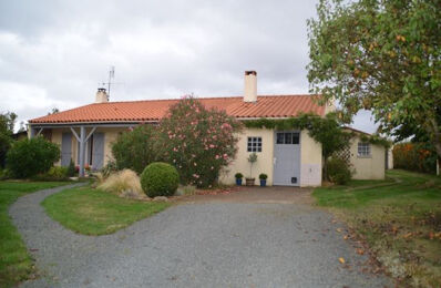 vente maison 154 425 € à proximité de Saint-Prouant (85110)