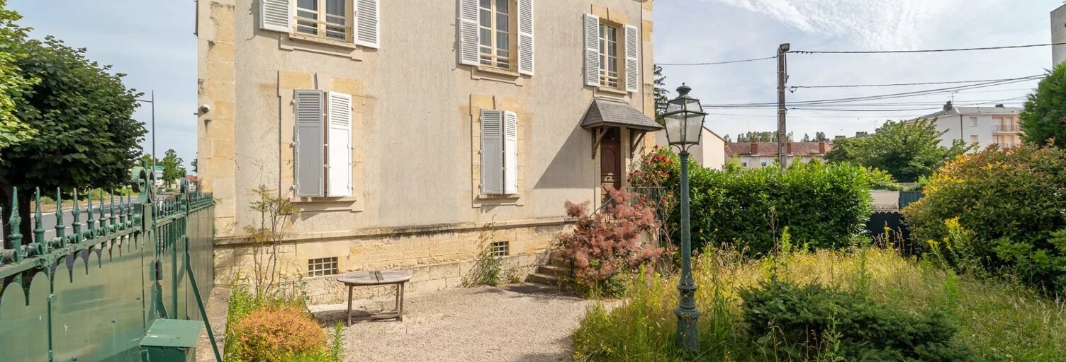 Maison 9 Pièces 272 m² à vendre à Nevers (58000)