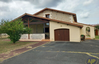 vente maison 436 000 € à proximité de Saint-Martial-de-Mirambeau (17150)