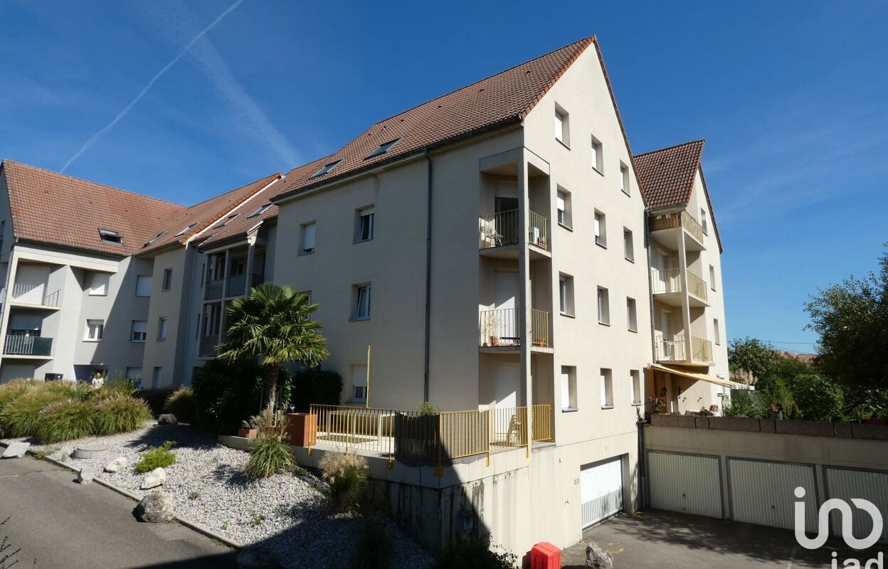 appartement 2 pièces 53 m2 à vendre à Village-Neuf (68128)