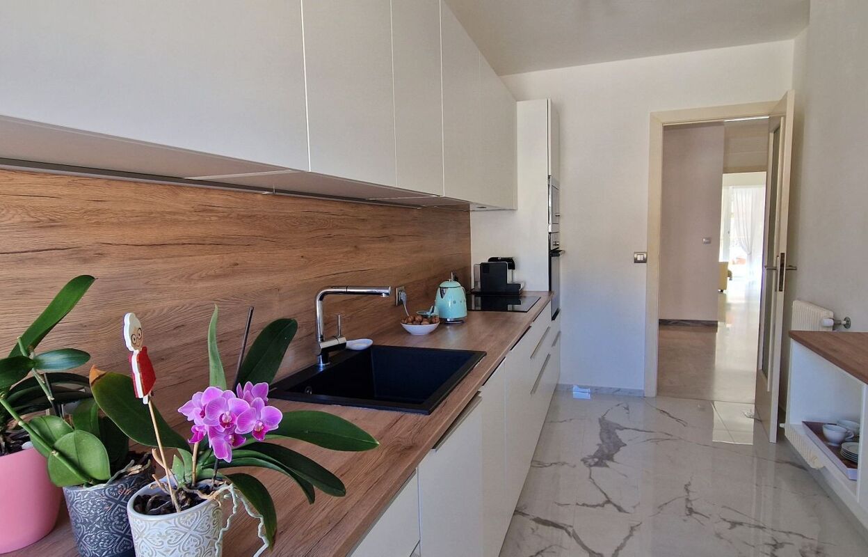 appartement 2 pièces 58 m2 à vendre à Roquebrune-Cap-Martin (06190)