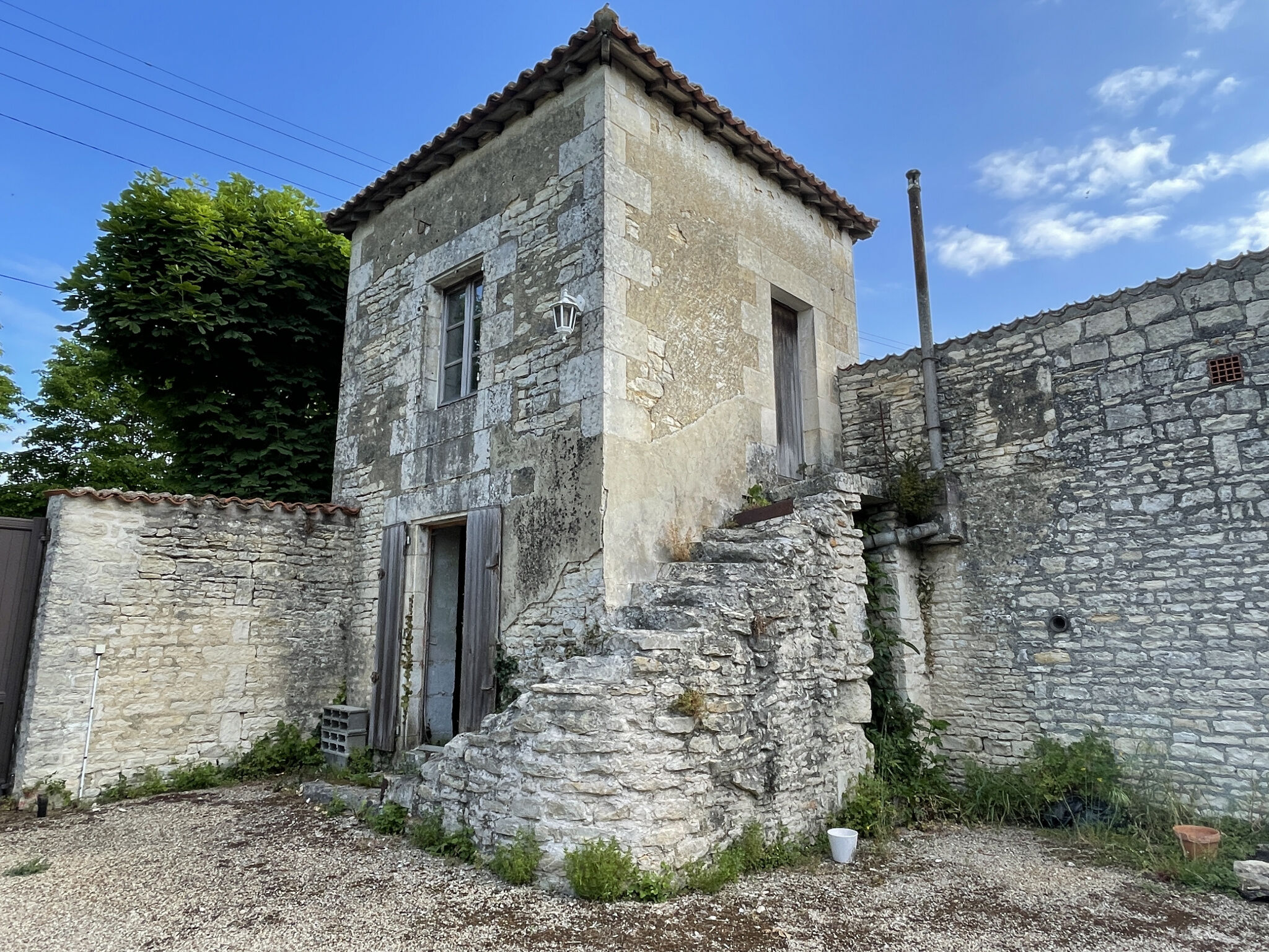 Villa / Maison  T14 à vendre Mauzé-sur-le-Mignon 79210