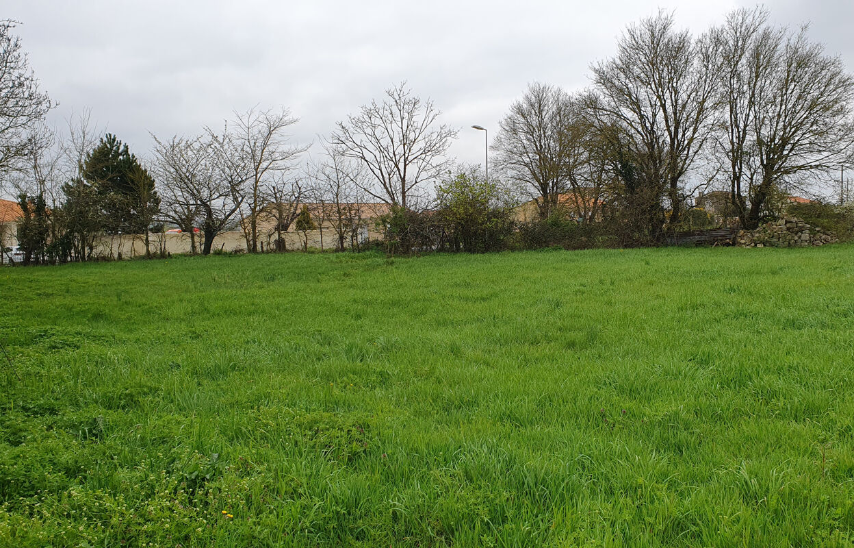 terrain  pièces  m2 à vendre à Saint-Saturnin-du-Bois (17700)