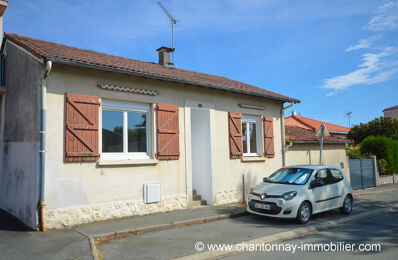 vente maison 159 750 € à proximité de Essarts-en-Bocage (85140)