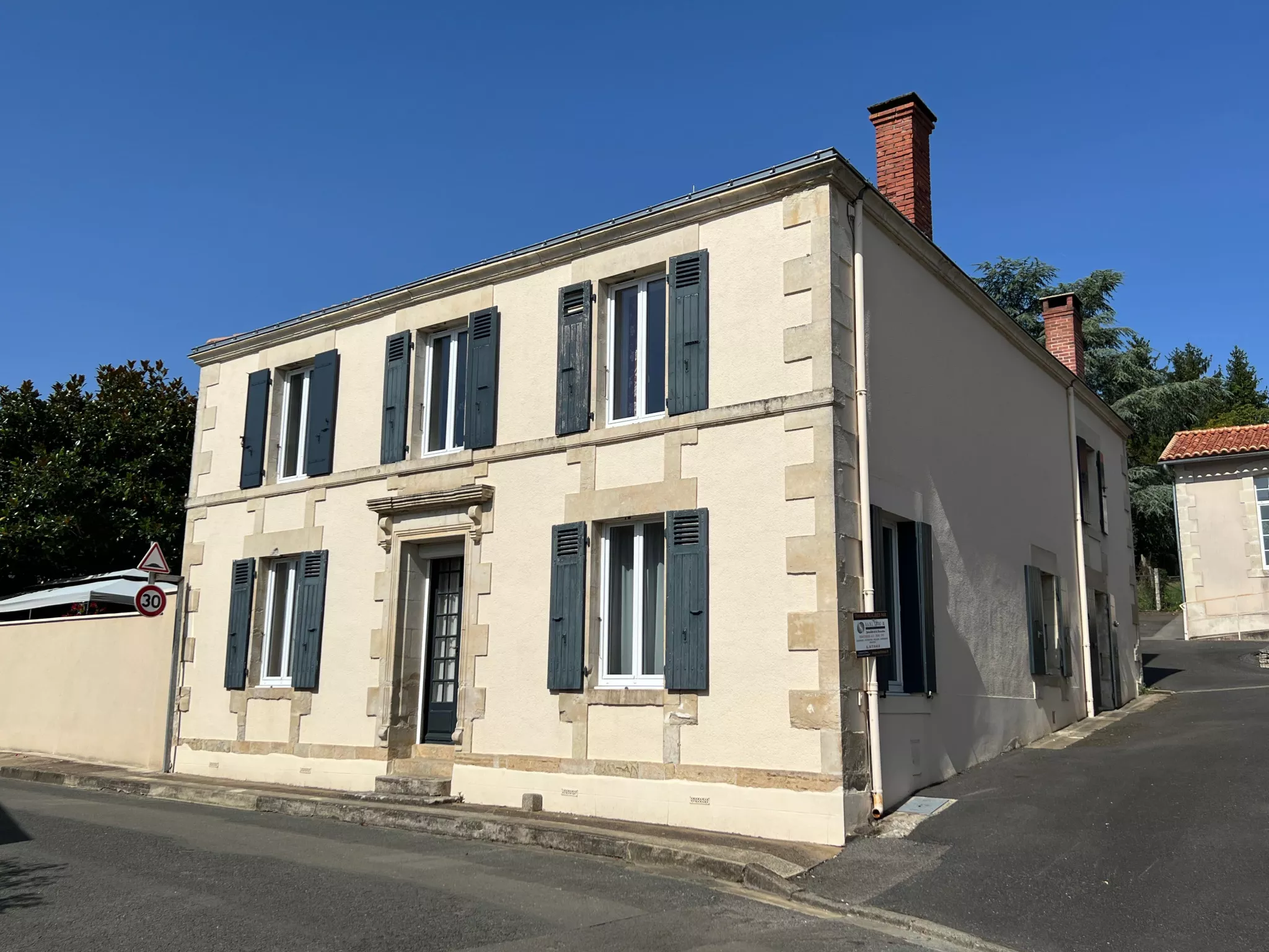 Vente Maison 225 m² à Saint-Martin-Lars-en-Sainte-Hermine 367 500 €