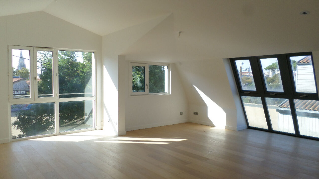 appartement 3 pièces 81 m2 à vendre à La Rochelle (17000)