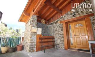 Maison 10 Pièces 157 m² à vendre à Saint-Michel-de-Maurienne (73140)