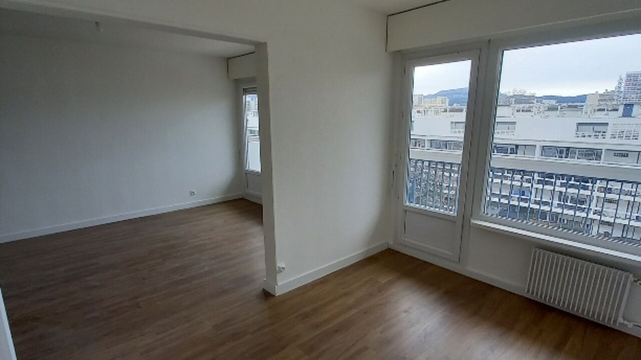 appartement 4 pièces 71 m2 à louer à Marseille 8 (13008)