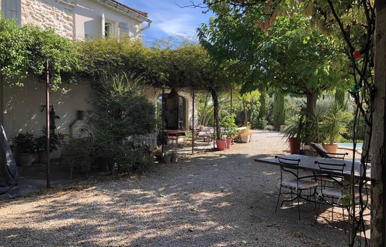 maison 10 pièces 250 m2 à vendre à Camaret-sur-Aigues (84850)