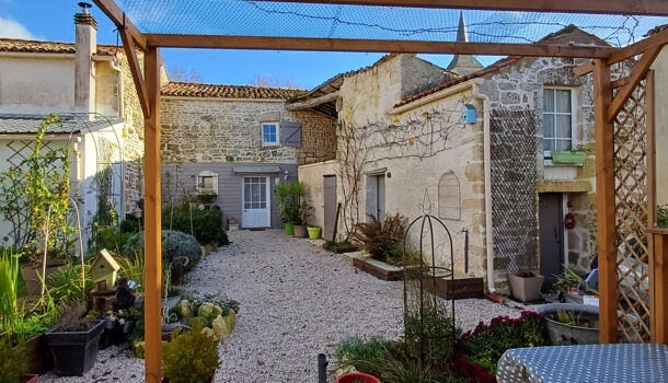 Villa / Maison 5 pièces  à vendre Thou (Le) 17290