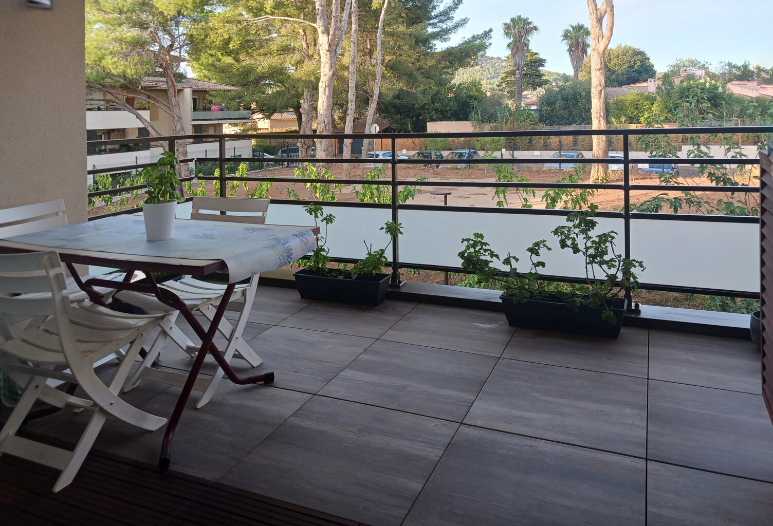 Appartement T3 avec parking et Terrasse sur Six fours les pl — photo 1