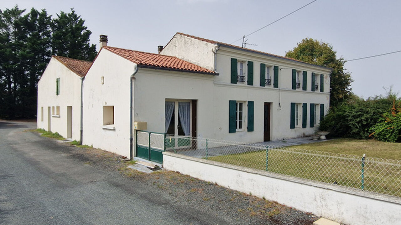 maison 6 pièces 166 m2 à vendre à Saint-Coutant-le-Grand (17430)