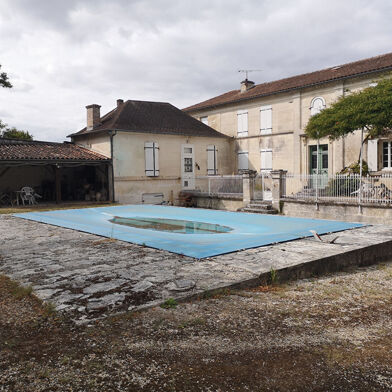Maison 8 pièces 468000 €