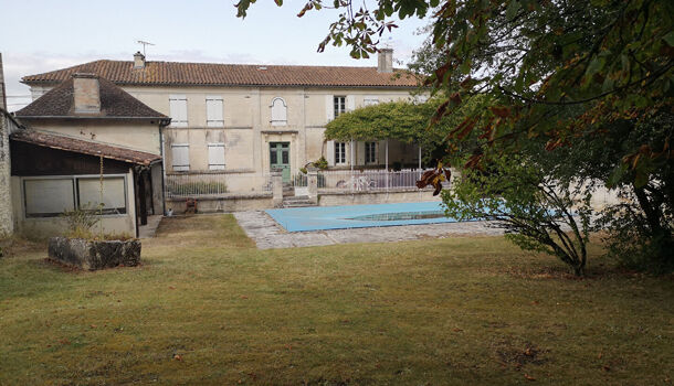 Villa / Maison 8 pièces  à vendre Genté 16130