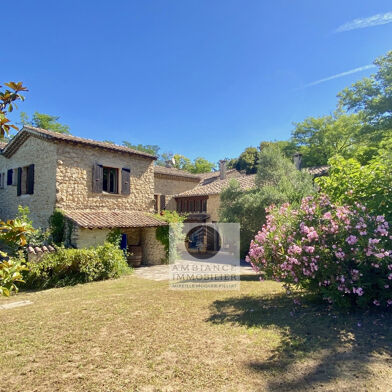 Maison 11 pièces 765000 €