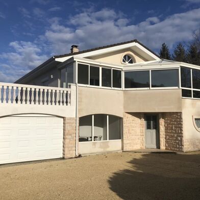 Maison 7 pièces 450000 €