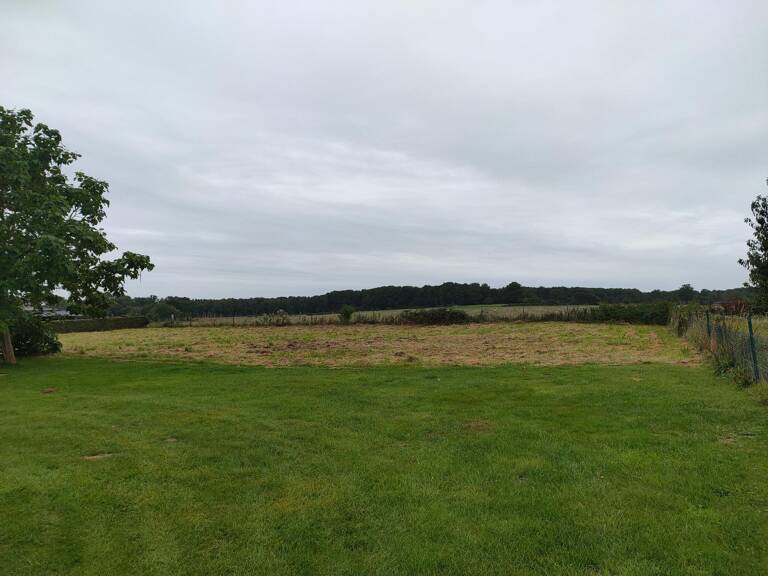 Terrain à construire  1550 m²  — photo 1