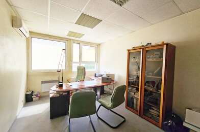 Commerce 10 pièces 106000 €