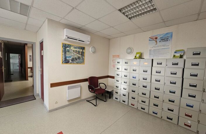 Laon – Opportunité au sein d’un centre médical très fréquenté — photo 3