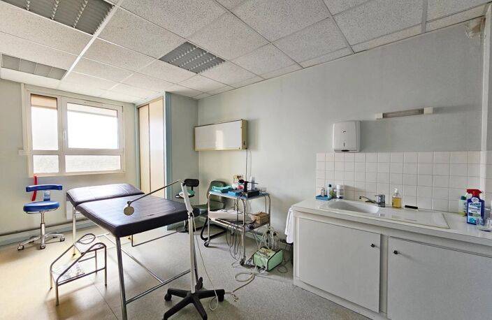 Laon – Opportunité au sein d’un centre médical très fréquenté — photo 5