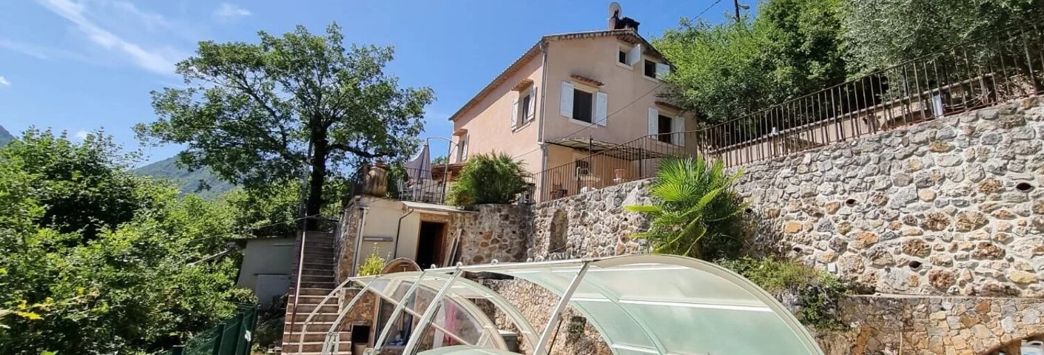 Maison 5 Pièces 104 m² à vendre à Belvédère (06450)