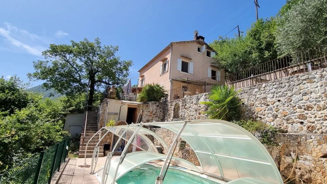 maison 5 pièces 104 m2 à vendre à Belvédère (06450)