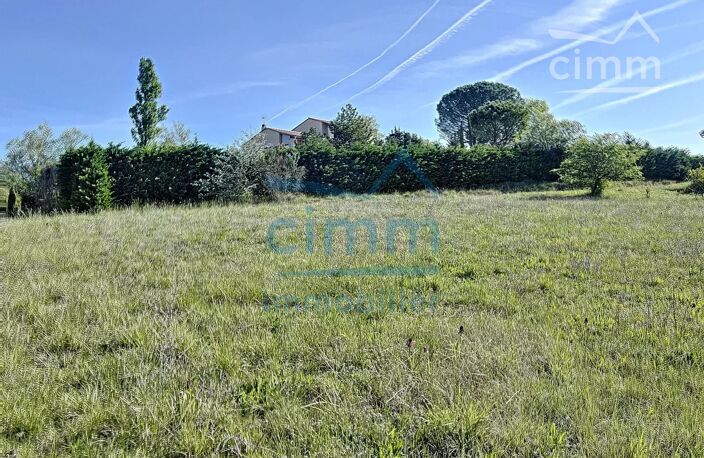 Terrain avec vue dégagée et viabilisé — photo 2