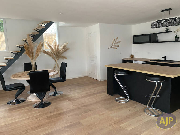 Maison Les Sables D Olonne 5 pièce(s) 110 m2 avec jardin. — photo 1