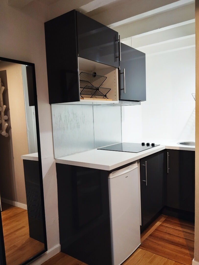 Photo A vendre  toulouse saint etienne/carmes - studio  meuble reno... image 4/4