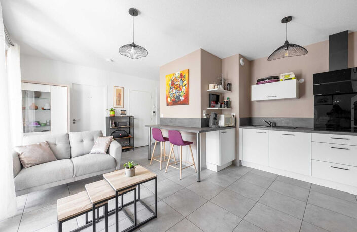 VENDU - Appartement  meublé Albi Type2 de 43.7 m2 avec parking — photo 2