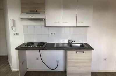 location appartement 526 € CC /mois à proximité de Bouzel (63910)