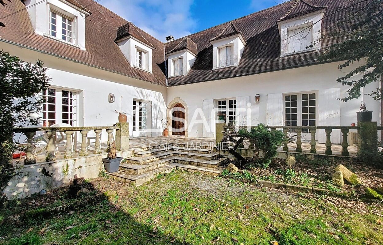 maison 13 pièces 256 m2 à vendre à Pessac (33600)