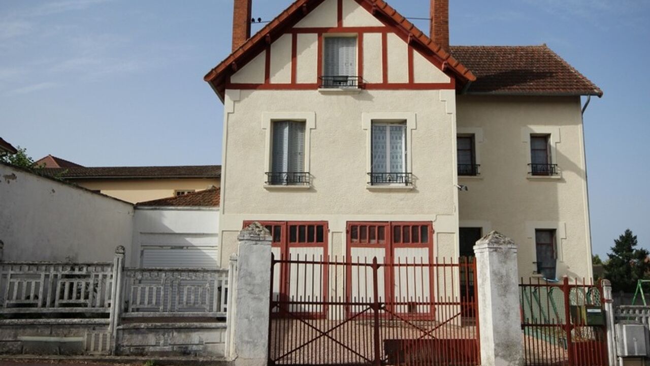 maison 8 pièces 165 m2 à vendre à Néris-les-Bains (03310)